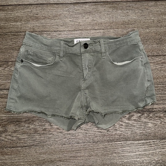 Frame Le Cutoff shorts - Picture 1 of 11